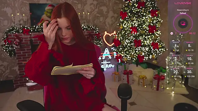 Snapshot of Katy__Ethereal chatting on December 21, 1:47 am Katy Ethereal online show from December 21, 1:47 am