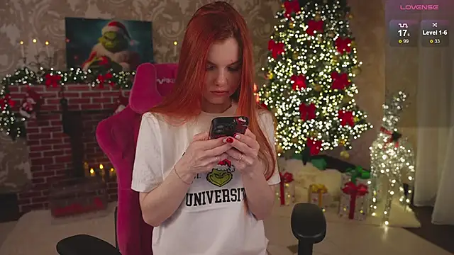 Snapshot of Katy__Ethereal chatting on December 22, 1:45 am Katy Ethereal online show from December 22, 1:45 am