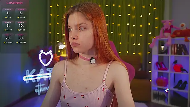 Snapshot of Katy__Ethereal chatting on December 5, 5:05 am Katy Ethereal online show from December 5, 5:05 am