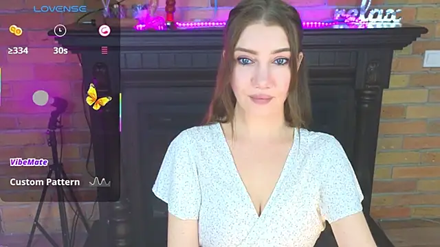 AlexaStoun online show from February 6, 2:42 pm