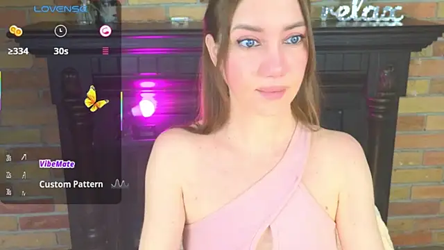 Snapshot of AlexaStoun chatting on February 19, 2:24 pm AlexaStoun online show from February 19, 2:24 pm