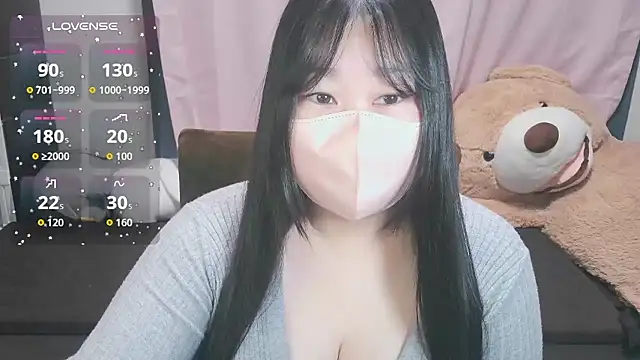 Snapshot of yuinyan3150 chatting on March 1, 3:08 am yuinyan3150 online show from March 1, 3:08 am