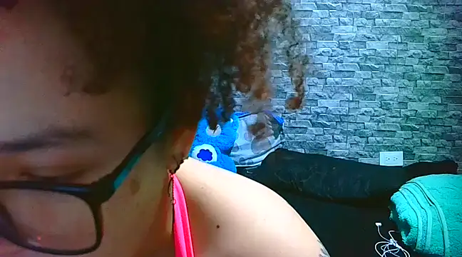 Snapshot of vanellope12 chatting on December 13, 8:47 pm vanellope12 online show from December 13, 8:47 pm