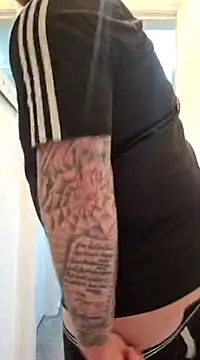 iang6348 online show from February 26, 11:04 pm