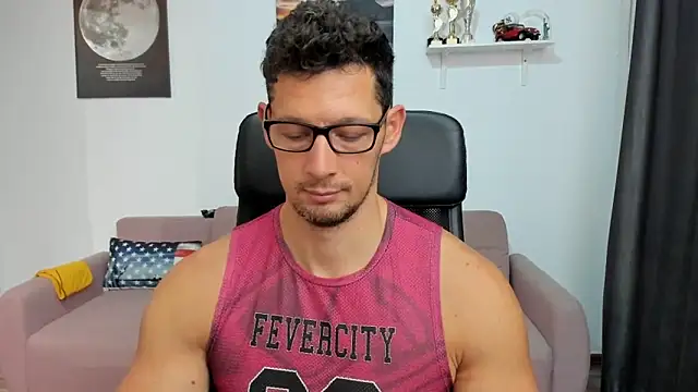 BrutusK08 online show from October 25, 6:32 am