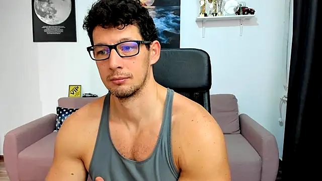 BrutusK08 online show from December 5, 7:28 am