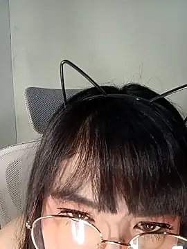 Chall mee online show from February 1, 8:51 pm