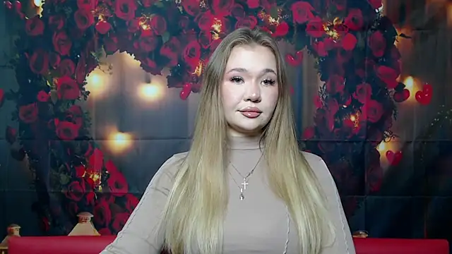 StacyYellig online show from February 1, 8:05 pm