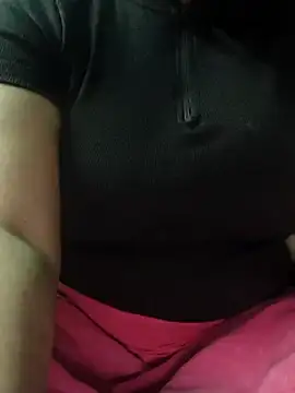 CUTE SOPHIA- online show from December 12, 5:20 am