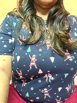 CUTE SOPHIA- online show from March 22, 4:45 am