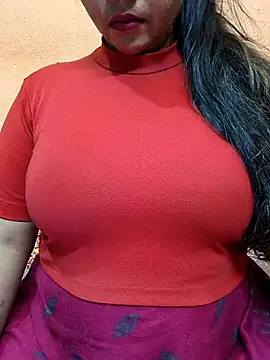 CUTE SOPHIA- online show from February 18, 11:55 pm