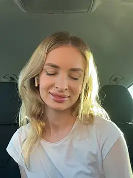 EvieEvans online show from February 16, 4:32 pm