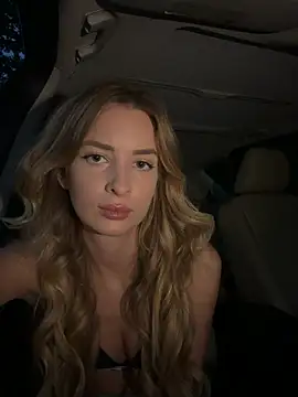 EvieEvans online show from July 18, 8:01 pm