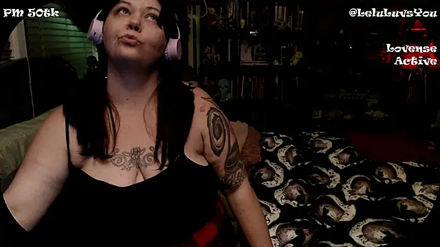 LeluLuvsYou online show from December 11, 6:25 am