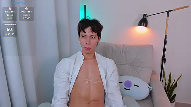 kim lian21 online show from September 22, 11:45 am