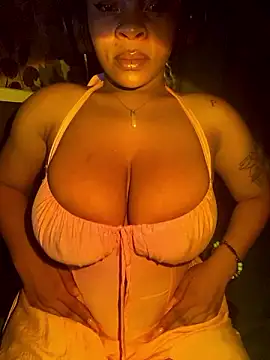 YellowHoneyDip online show from December 8, 10:25 pm