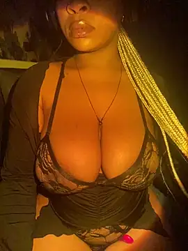 YellowHoneyDip online show from December 11, 2:19 am