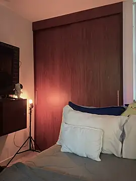 Snapshot of santiago_01 chatting on March 15, 12:56 pm santiago 01 online show from March 15, 12:56 pm