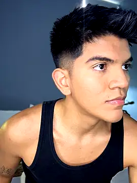 Snapshot of santiago_01 chatting on September 18, 7:16 pm santiago 01 online show from September 18, 7:16 pm