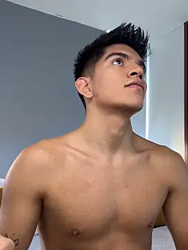 Snapshot of santiago_01 chatting on November 13, 7:57 pm santiago 01 online show from November 13, 7:57 pm