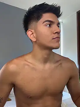 santiago 01 online show from December 16, 8:14 pm