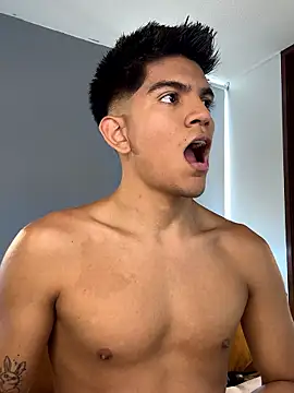 santiago 01 online show from January 10, 7:37 pm