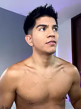 santiago 01 online show from January 15, 7:50 pm