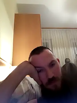 Klinsch online show from February 17, 10:16 pm