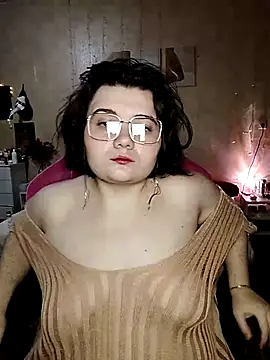 DenisHailey online show from October 12, 7:35 pm