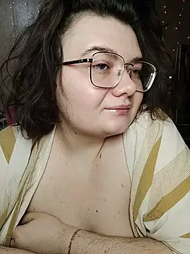 Snapshot of DenisHailey chatting on March 21, 9:07 pm DenisHailey online show from March 21, 9:07 pm