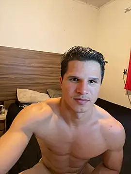 Snapshot of pedrovkr3 chatting on April 16, 8:42 pm pedrovkr3 online show from April 16, 8:42 pm