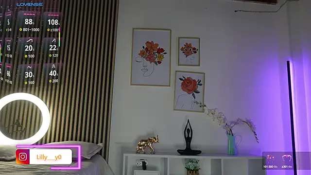 LillyDolls23 online show from September 30, 12:21 pm