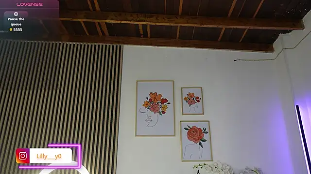 LillyDolls23 online show from November 16, 12:44 pm