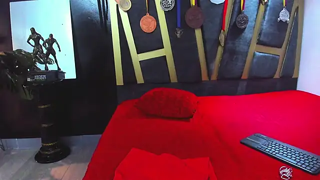 Khloe Rossich online show from October 7, 6:16 pm