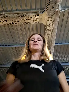 Katerina177 online show from November 12, 1:33 pm