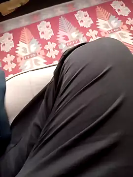 Snapshot of sevinc939 chatting on December 25, 2:13 pm sevinc939 online show from December 25, 2:13 pm