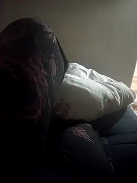 Snapshot of sevinc939 chatting on February 28, 7:15 am sevinc939 online show from February 28, 7:15 am