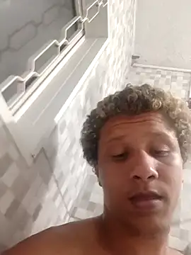 Snapshot of Nicolaskribeiro chatting on November 21, 10:19 pm Nicolaskribeiro online show from November 21, 10:19 pm