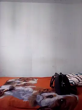 Cameron puppy online show from February 5, 8:35 pm