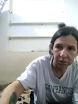 Snapshot of Cameron_puppy chatting on April 16, 11:00 am Cameron puppy online show from April 16, 11:00 am