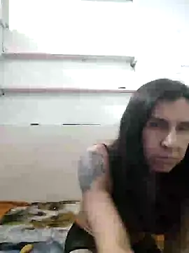 Snapshot of Cameron_puppy chatting on May 12, 4:31 am Cameron puppy online show from May 12, 4:31 am