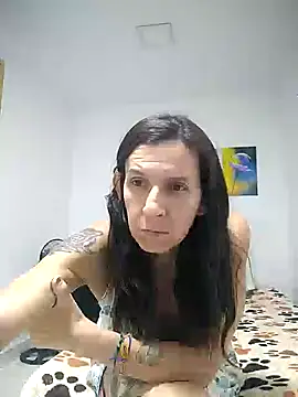 Snapshot of Cameron_puppy chatting on June 4, 5:57 am Cameron puppy online show from June 4, 5:57 am
