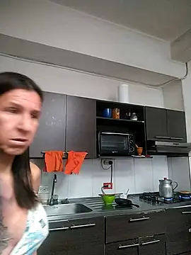 Snapshot of Cameron_puppy chatting on June 24, 7:02 pm Cameron puppy online show from June 24, 7:02 pm