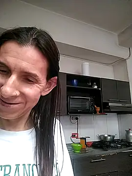 Snapshot of Cameron_puppy chatting on June 25, 6:34 pm Cameron puppy online show from June 25, 6:34 pm