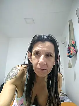 Snapshot of Cameron_puppy chatting on July 5, 8:49 pm Cameron puppy online show from July 5, 8:49 pm