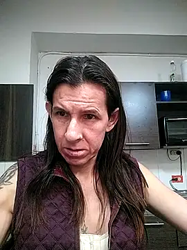 Snapshot of Cameron_puppy chatting on July 28, 5:01 pm Cameron puppy online show from July 28, 5:01 pm