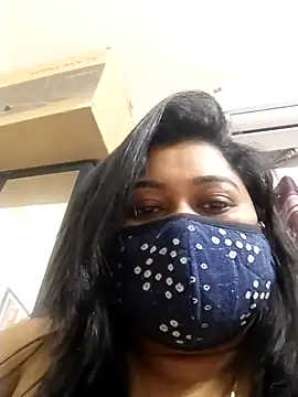 indianlisa5 online show from February 4, 8:47 pm