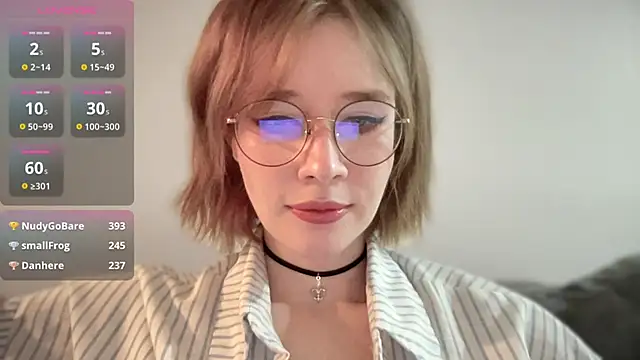 ms christiana online show from November 18, 2:39 am