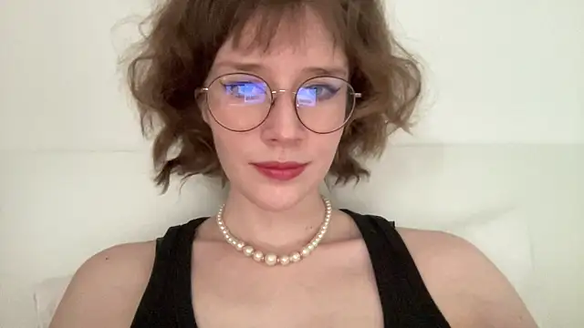 Snapshot of ms_christiana chatting on June 3, 2:55 pm ms christiana online show from June 3, 2:55 pm