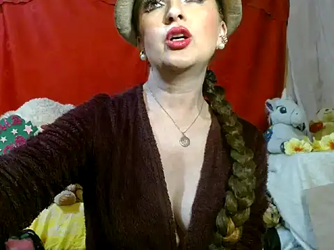 hottieperla online show from March 2, 7:54 pm